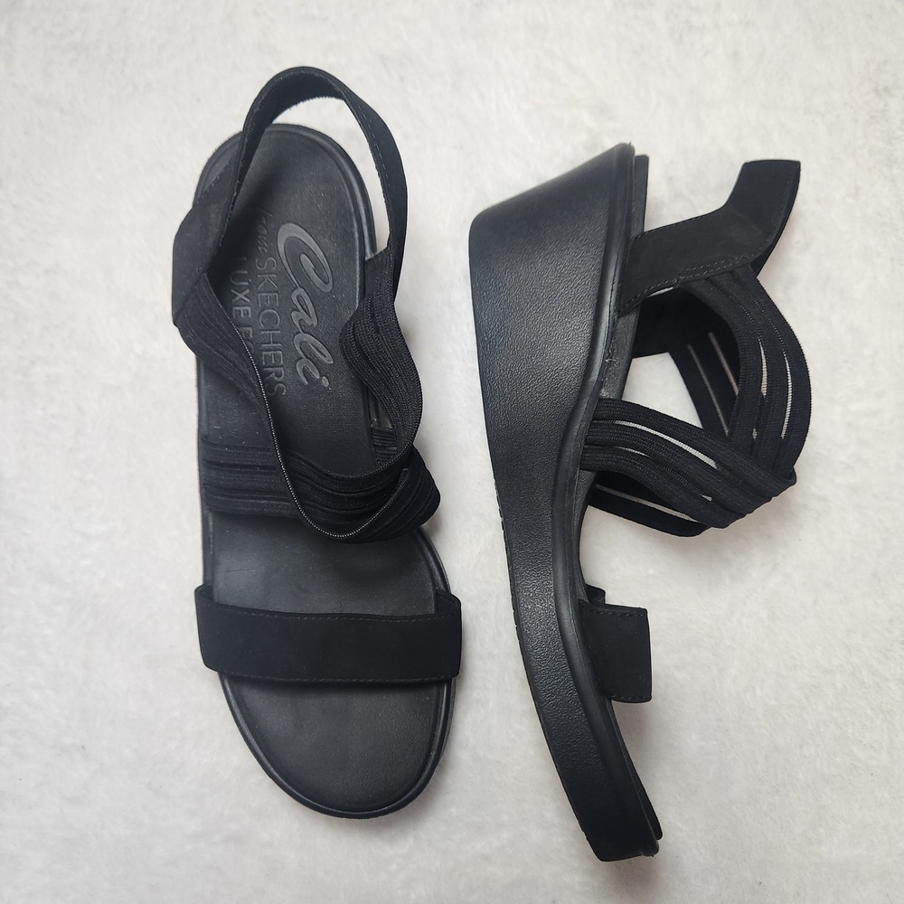 Skechers Cali Rumblers Black Strappy Wedge Sandals Luxe Foam Women 8 Resort